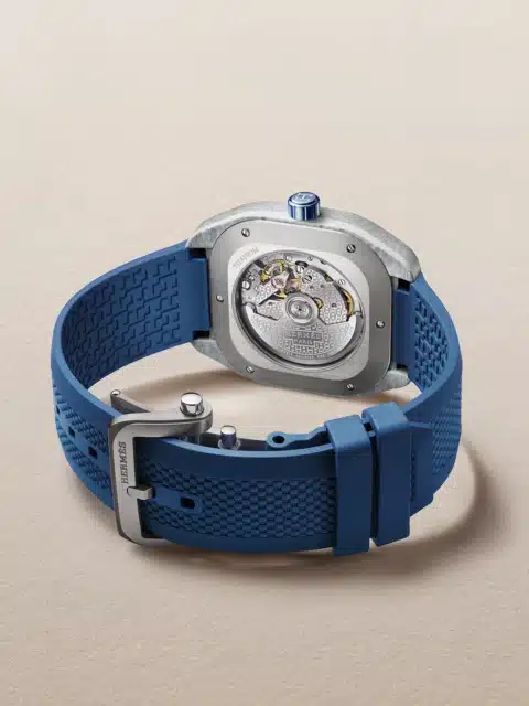 Hermès H08 with Bleu de Malte rubber strap caseback